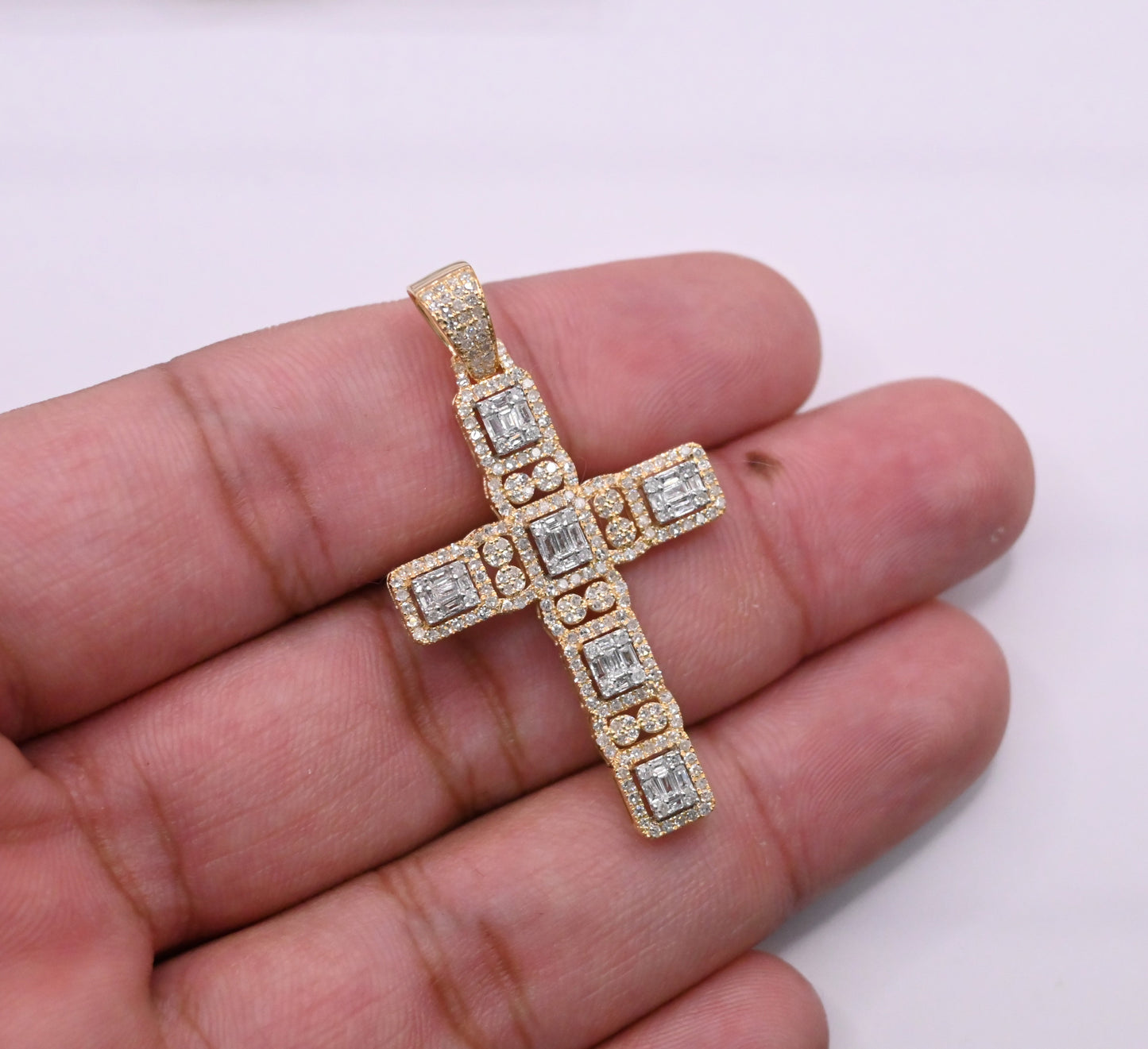 10K Gold Diamond Pendant 1.40CT