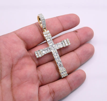 10K Gold Diamond Pendant 3.50CT